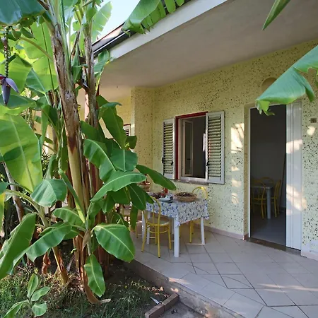 Mediterranean For 4 Apartman *