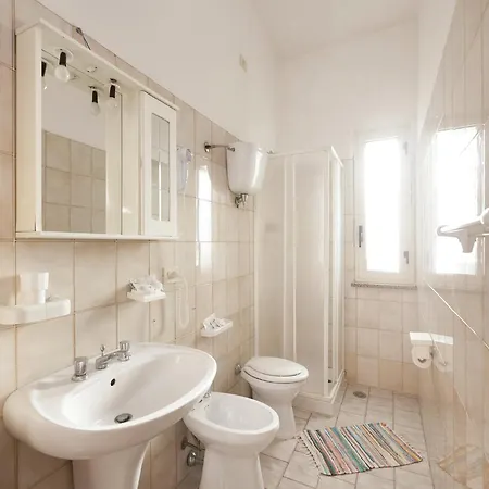 Mediterranean For 4 Apartman
